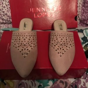 Jennifer Lopez jujuba womens cutout mules